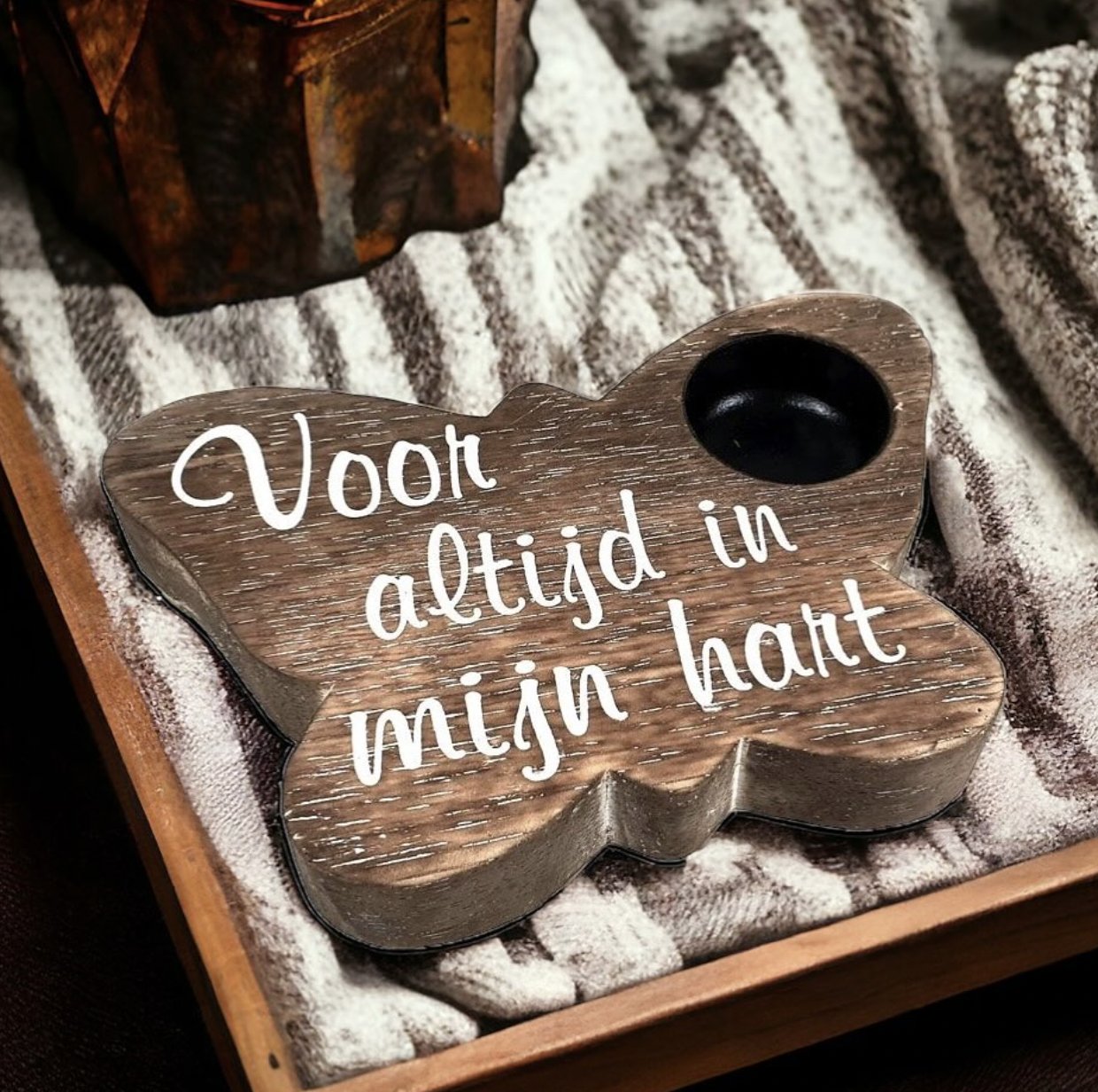 Houten tekst borden.