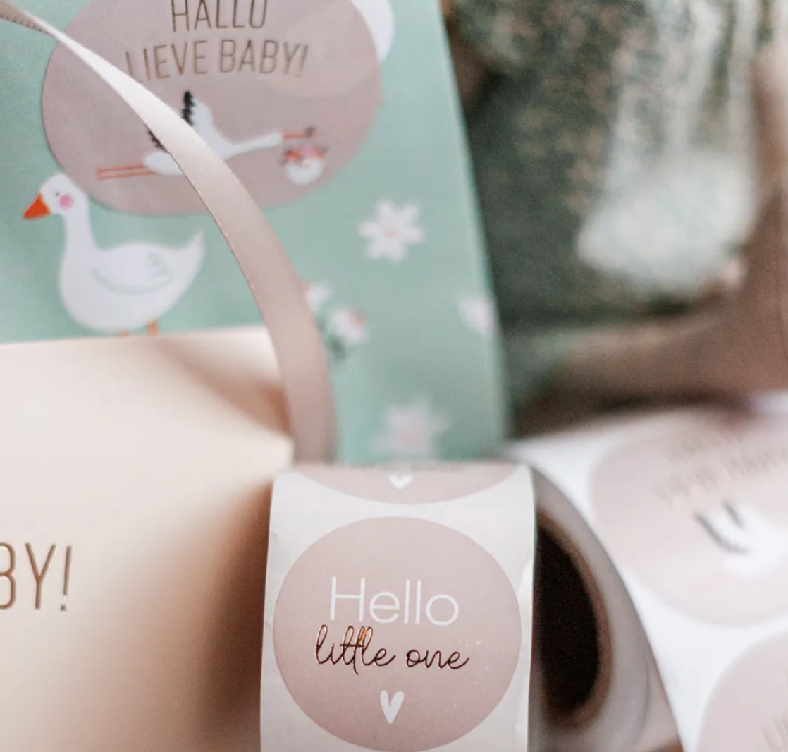 Stickers - Hello little one + hartje (10 stuks) beige