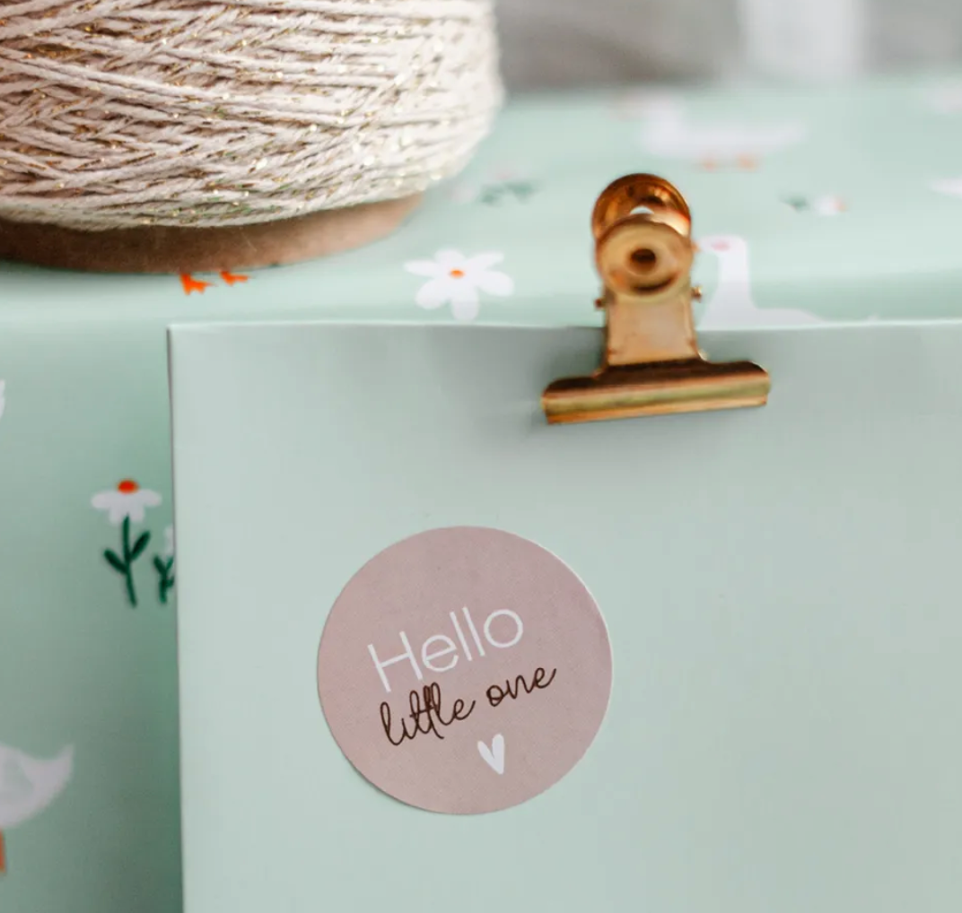 Stickers - Hello little one + hartje (10 stuks) beige + goud