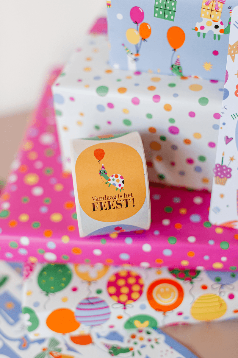 Feestelijke stickers voor bijvoorbeeld kinderen. 4 verschillende varianten. 